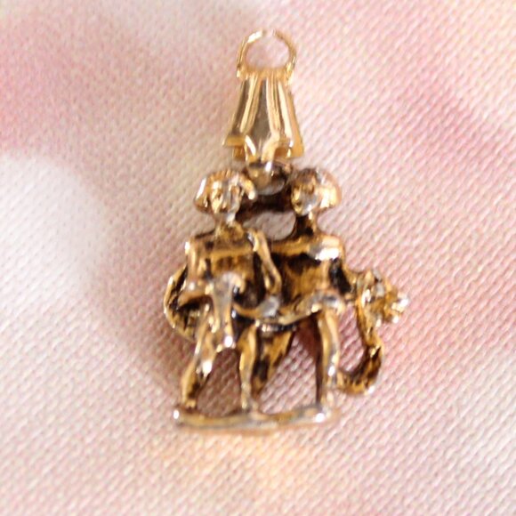 Young Adam Eve Snake Good Evil Biblical Charm Pendant Gold Tone Charm - Picture 3 of 9